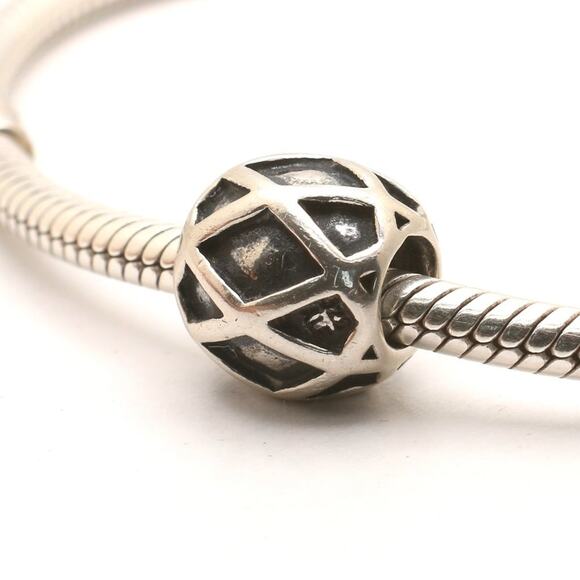 Authentic Pandora Web Charm - Picture 10 of 13